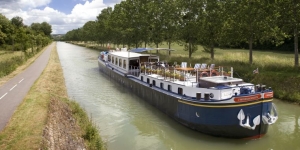 Barging Through Burgundy